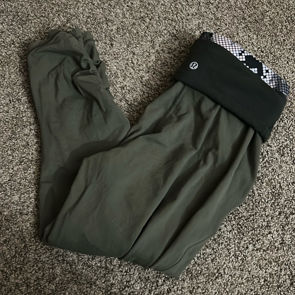 Lululemon Sunset Salutation Crop